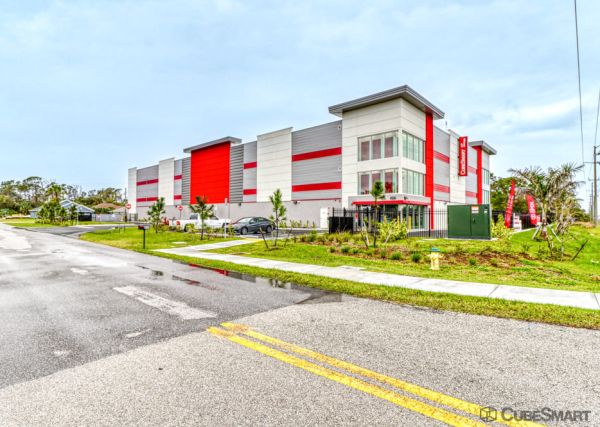 Photo of CubeSmart Self Storage - 395 Longley Dr - Fl