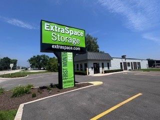 Photo of Extra Space Storage - 6699 - Grayslake - Barron Blvd