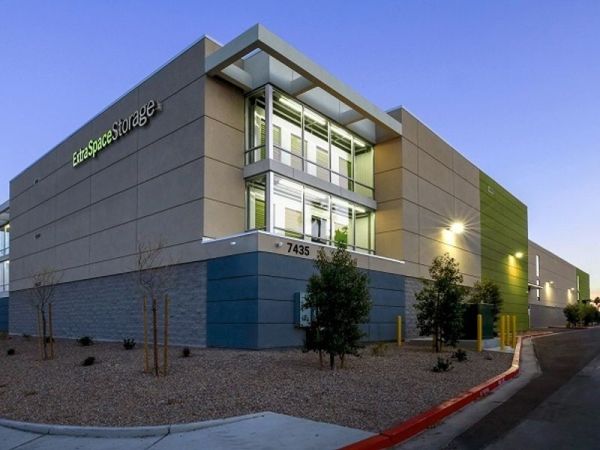 Photo of Extra Space Storage - 6628 - Las Vegas - 7435 W Sahara Ave