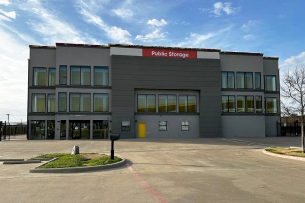 Photo of Public Storage - Garland - 932 E Interstate 30