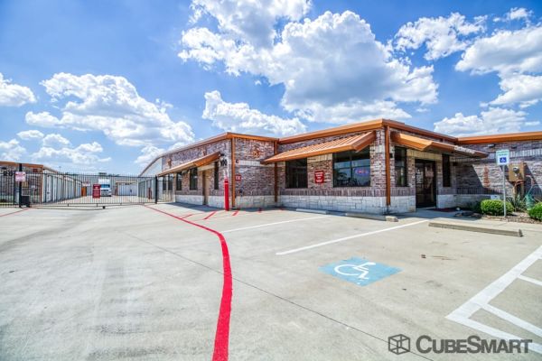 Photo of CubeSmart Self Storage - TX Carrollton Luna Road