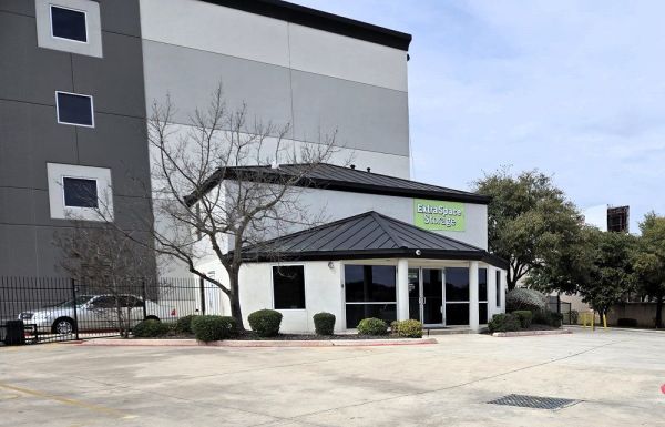 Photo of Extra Space Storage - 2226 - San Antonio - Encino Commons