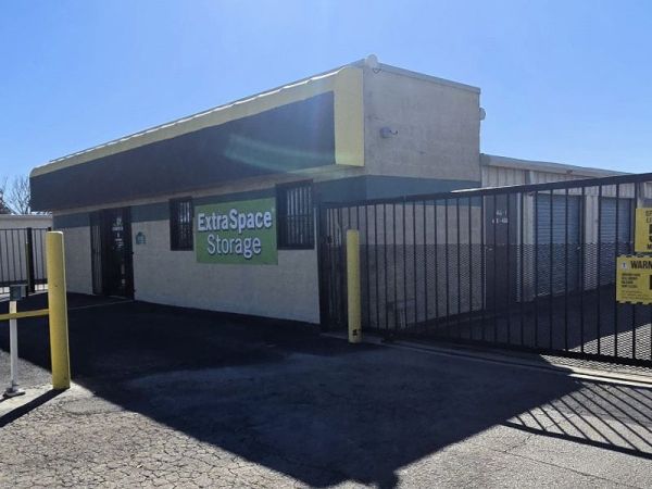 Photo of Extra Space Storage - 2246 - San Antonio - S WW White Rd