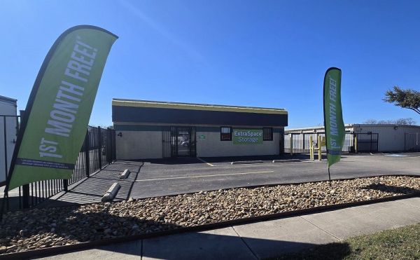 Photo of Extra Space Storage - 2246 - San Antonio - S WW White Rd