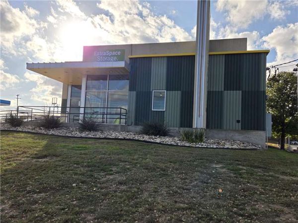 Photo of Extra Space Storage - 2234 - San Antonio - 6911 W Military Dr