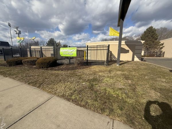 Photo of Extra Space Storage - 6695 - West Haven - Saw Mill Rd