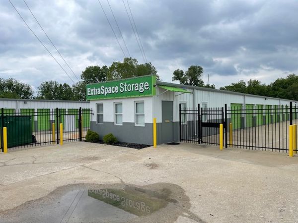 Photo of Extra Space Storage - 6710 - Grain Valley - SW Eagles Pkwy