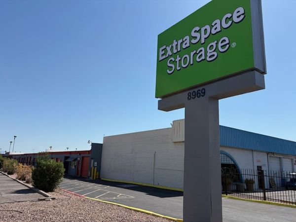 Photo of Extra Space Storage - 6639 - Peoria - W Grand Ave