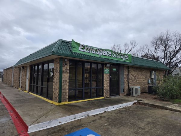 Photo of Extra Space Storage - 6681 - Bedford - Bedford Rd