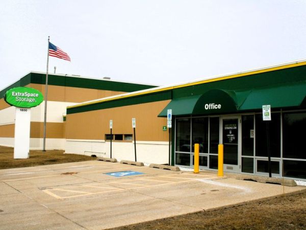 Photo of Extra Space Storage - 6687 - Des Plaines - Busse Hwy