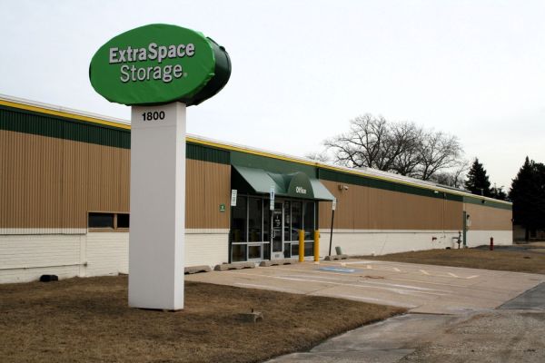 Photo of Extra Space Storage - 6687 - Des Plaines - Busse Hwy