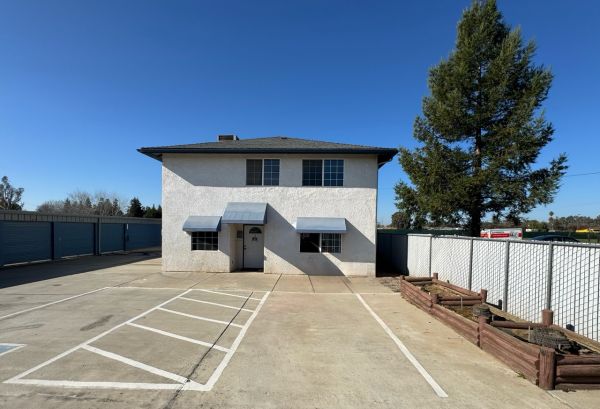 Photo of Purely Storage - Madera - Ave 12