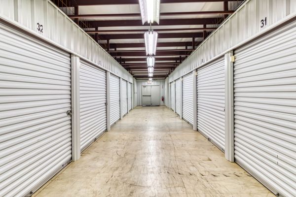Photo of Snapbox Self Storage - Bentonville - 2113 East Central Avenue