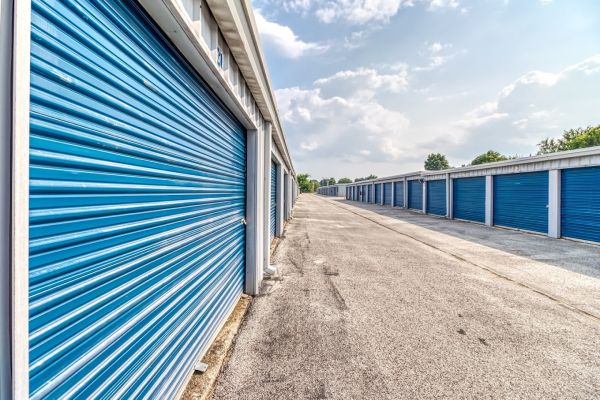 Photo of Snapbox Self Storage - Rogers - 104 North 24th Street