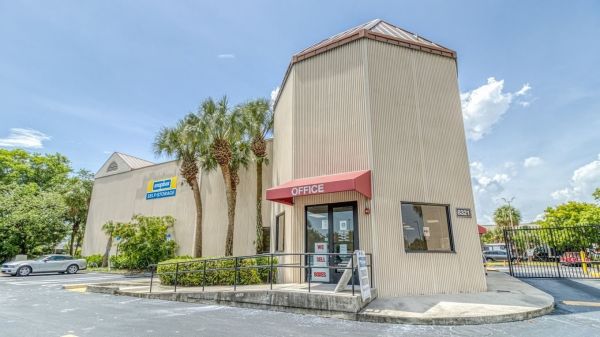 Photo of Snapbox Self Storage - Pembroke Pines - 8321 Pines Boulevard