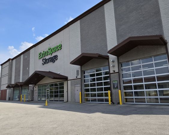 Photo of Extra Space Storage - 6745 - Naperville - Forgue Dr