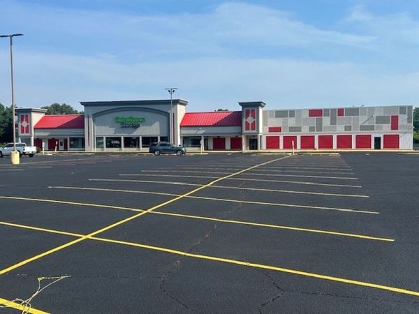 Photo of Extra Space Storage - 2099 - Belleville - N Belt W