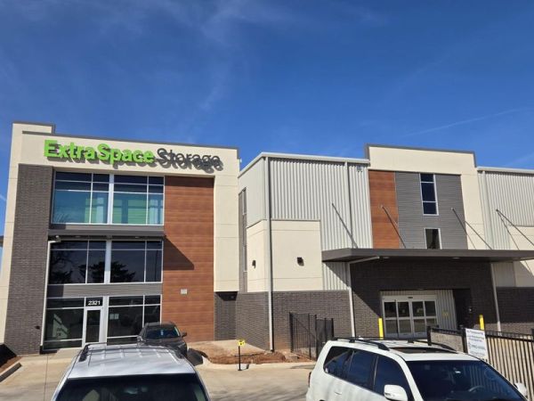 Photo of Extra Space Storage - 6589 - Oklahoma City - NW 40th St