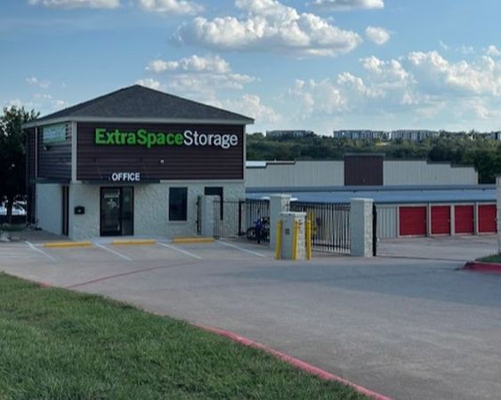 Photo of Extra Space Storage - 6787 - Georgetown - NE Inner Loop