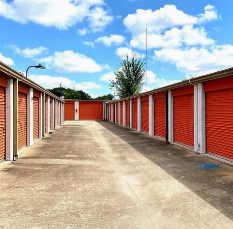 Photo of Paradise Storage