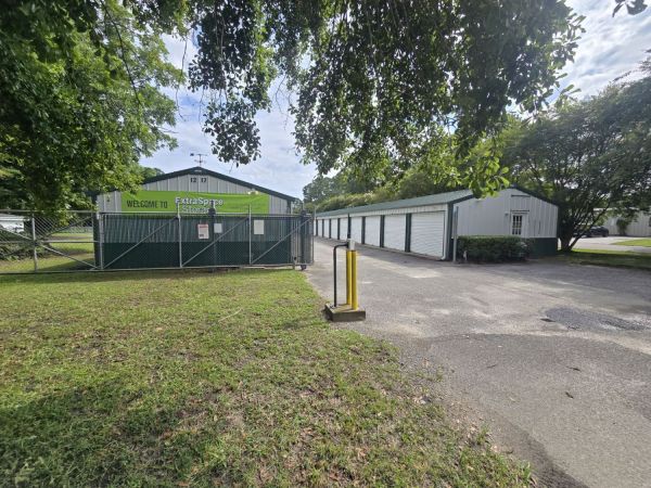 Photo of Extra Space Storage - 6810 - Summerville - 1217 Central Ave