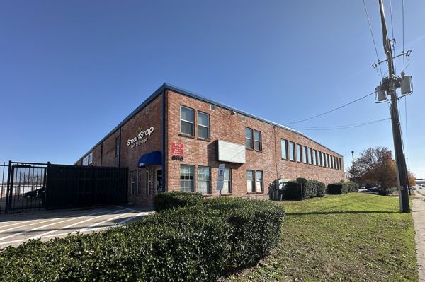 Photo of SmartStop Self Storage - Dallas - 8110 South Cockrell Hill Rd