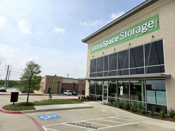 Photo of Extra Space Storage - 2250 - McKinney - Virginia Pkwy