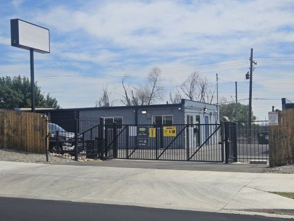 Photo of Extra Space Storage - 6871 - Denver - Devonshire Blvd