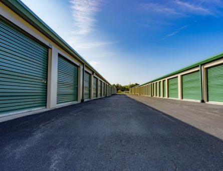 Photo of LocalStorage Auburn - 450 Grant