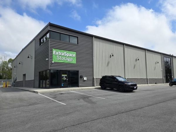 Photo of Extra Space Storage - 2098 - Fort Wayne - W Main St