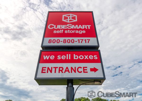 Photo of CubeSmart Self Storage - 7949 Fort Smallwood - MD