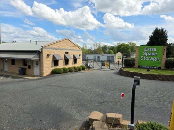 Photo of Extra Space Storage - 6816 - Huntersville - Beatties Ford Rd