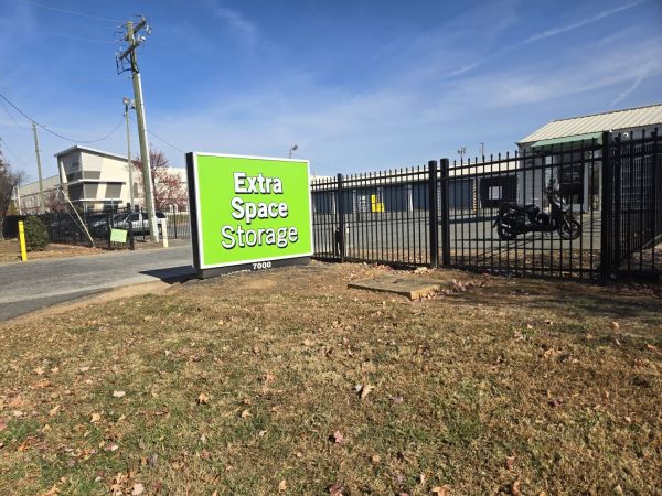 Photo of Extra Space Storage - 6811 - Charlotte - Statesville Rd