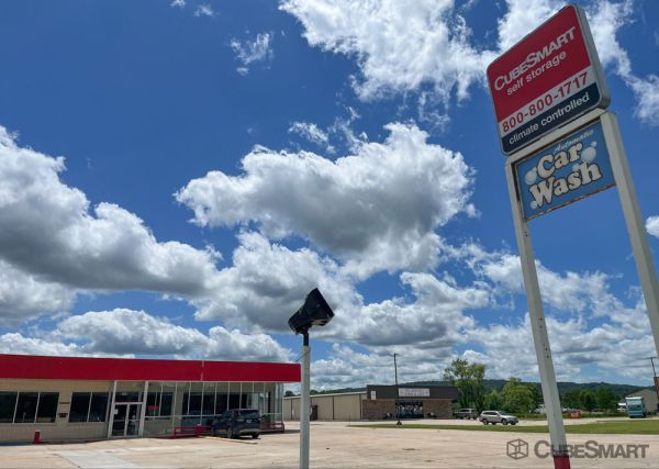 Photo of CubeSmart Self Storage AR Fayetteville N Center St