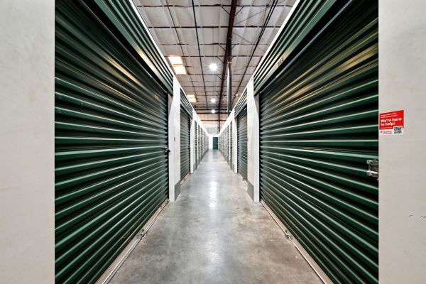 Photo of 10 Federal Storage - W Broad St