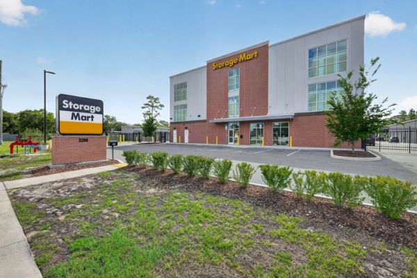 Photo of StorageMart - Barclay Ave