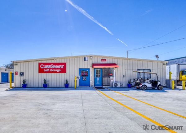 Photo of CubeSmart Self Storage - 300 East Little York - TX