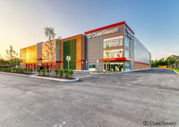 Photo of CubeSmart Self Storage NY Farmingdale Bi County Blvd