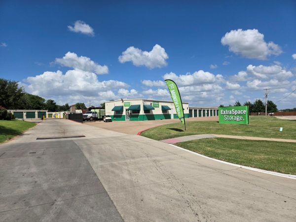 Photo of Extra Space Storage - 6760 - Lewisville - N Mill St
