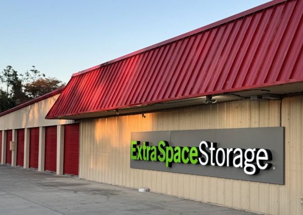 Photo of Extra Space Storage - 6911 - Bonita Springs - S Tamiami Trl
