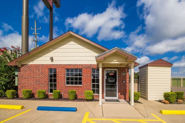 Photo of StorQuest - Sugarland / Sartartia