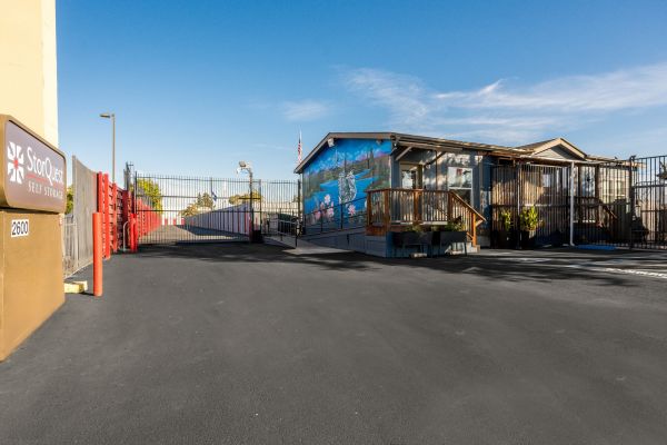 Photo of 9157 - StorQuest - West Sac / Evergreen