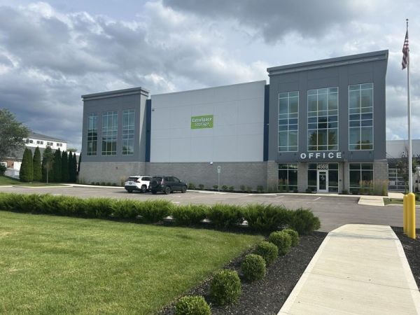 Photo of Extra Space Storage - 6977 - Gahanna - Morse Rd