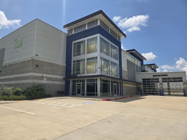 Photo of Extra Space Storage - 6976 - Bentonville - SW Crockett St