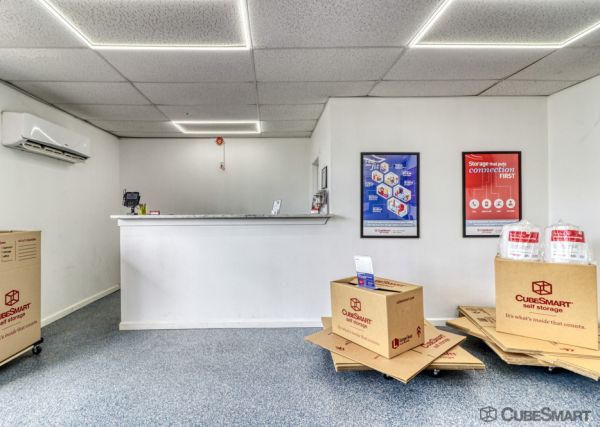 Photo of CubeSmart Self Storage - Brazosport Blvd