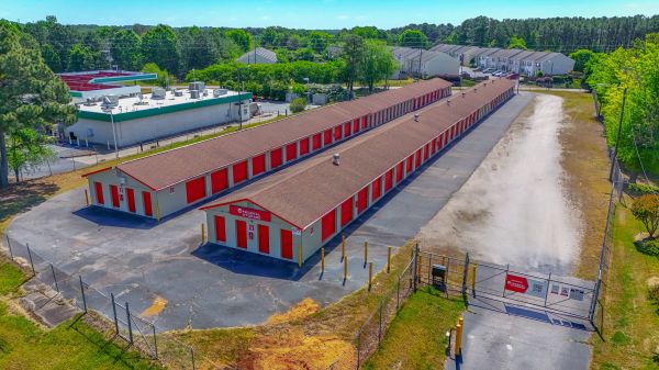 Photo of 10 Federal Storage - Veterans Pkwy