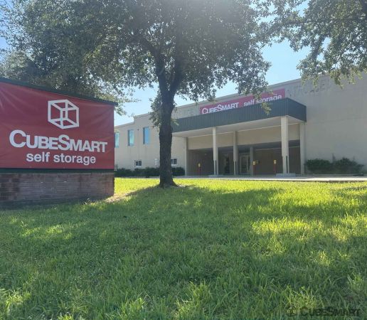 Photo of CubeSmart Self Storage - 2210 Eldridge Parkway - TX
