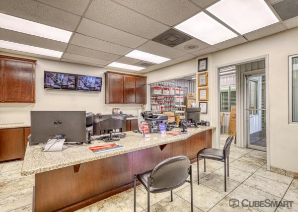 Photo of CubeSmart Self Storage - 2210 Eldridge Parkway - TX
