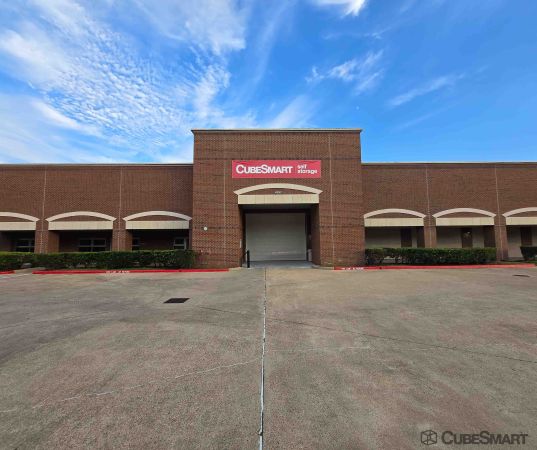 Photo of CubeSmart Self Storage - 16615 Lexington Boulevard - TX