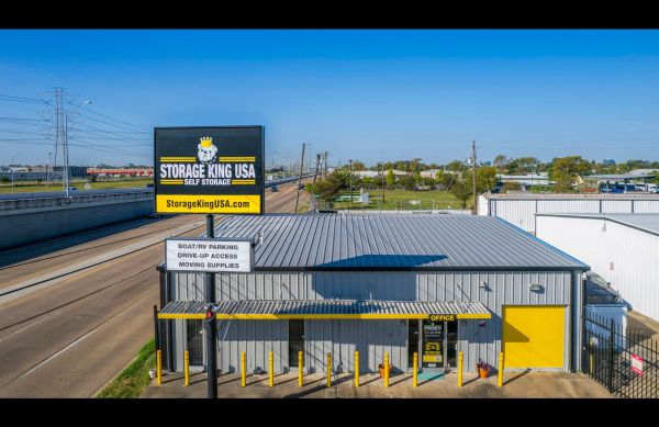 Photo of Storage King USA - 152 - Houston, TX. - Westpark Drive